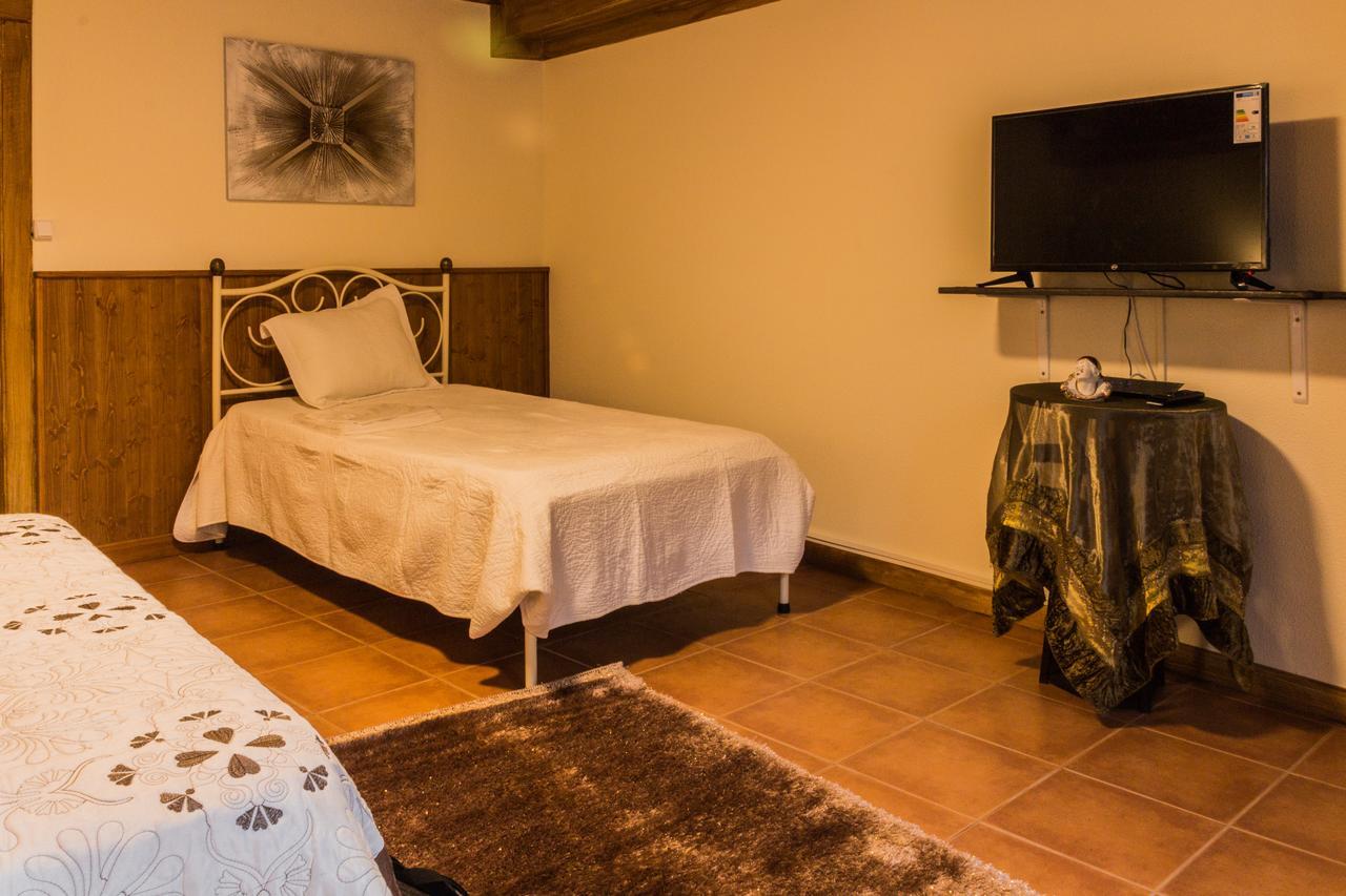 Portantiqua, Guest House Gois Luaran gambar